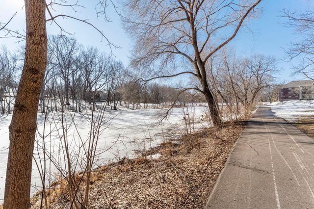 1400 Dakota Avenue S 210, Saint Louis Park, MN 55416