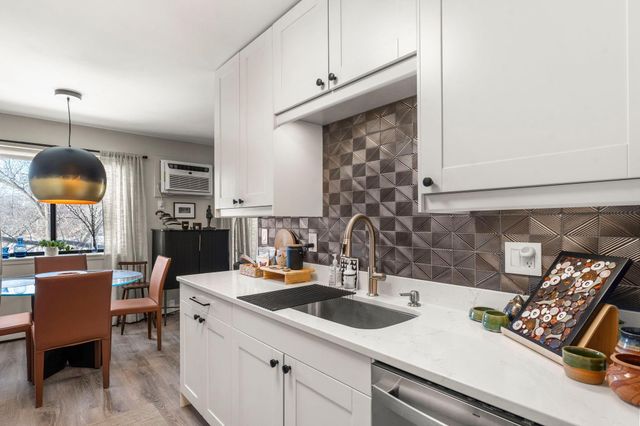 1400 Dakota Avenue S 210, Saint Louis Park, MN 55416