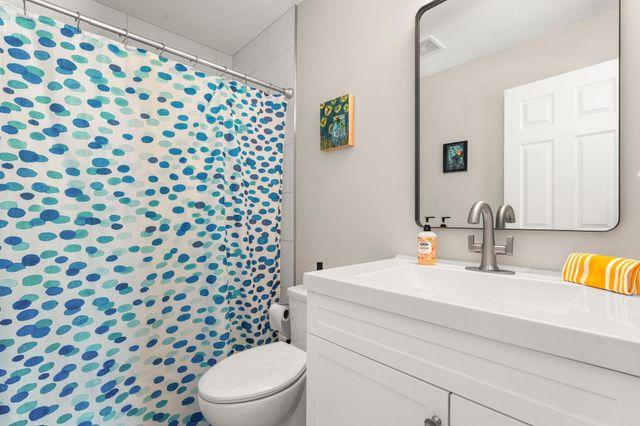 1400 Dakota Avenue S 210, Saint Louis Park, MN 55416