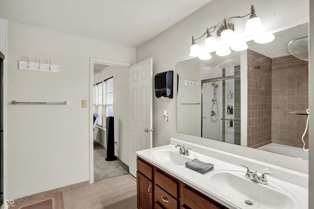 14740 Drayton Drive, Noblesville, IN 46062