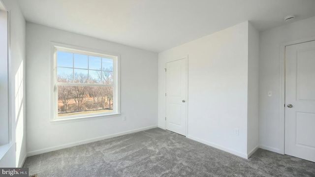 64 N CONIFER DR, Elizabethtown, PA 17022