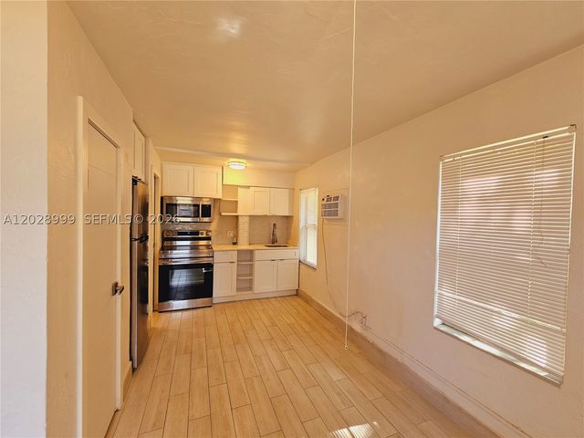 26 SE 13th Ter 1-7, Dania Beach, FL 33004