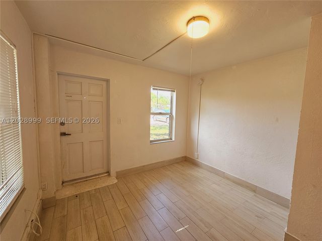 26 SE 13th Ter 1-7, Dania Beach, FL 33004