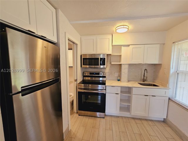 26 SE 13th Ter 1-7, Dania Beach, FL 33004