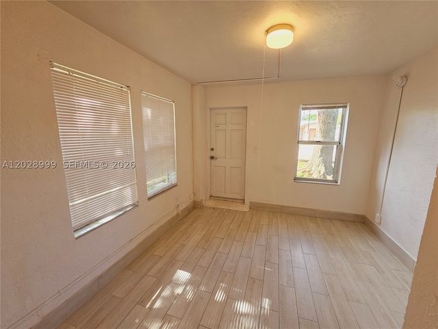 26 SE 13th Ter 1-7, Dania Beach, FL 33004