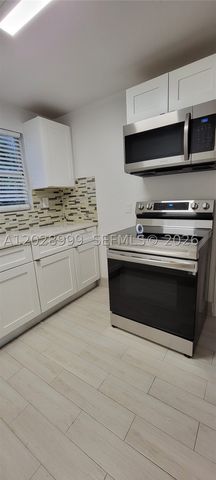 26 SE 13th Ter 1-7, Dania Beach, FL 33004