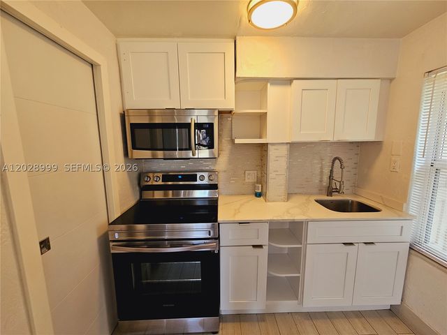 26 SE 13th Ter 1-7, Dania Beach, FL 33004