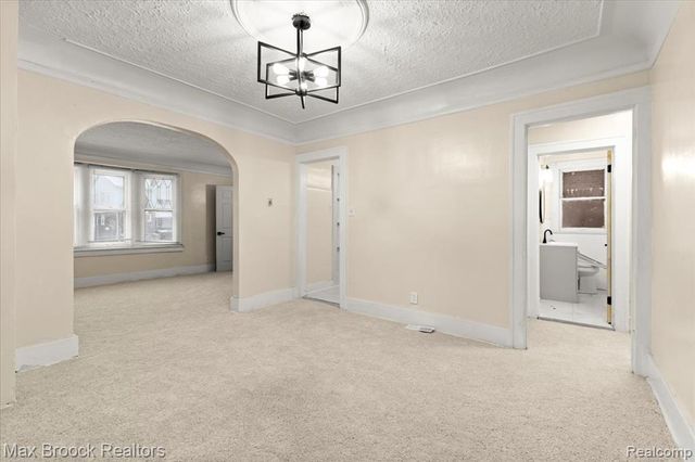 17180 Kentucky Street, Detroit, MI 48221