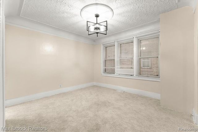 17180 Kentucky Street, Detroit, MI 48221