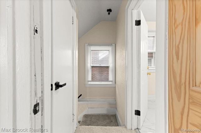 17180 Kentucky Street, Detroit, MI 48221