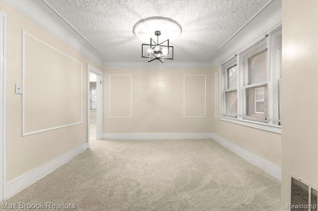 17180 Kentucky Street, Detroit, MI 48221