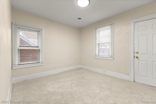 17180 Kentucky Street, Detroit, MI 48221