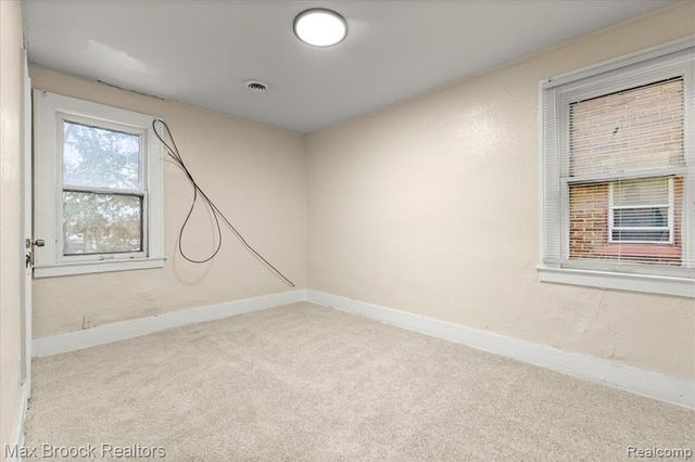 17180 Kentucky Street, Detroit, MI 48221