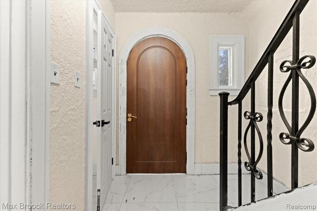 17180 Kentucky Street, Detroit, MI 48221