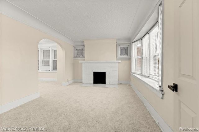 17180 Kentucky Street, Detroit, MI 48221