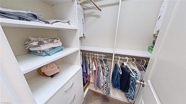 116 Covington Cove Court, Kernersville, NC 27284