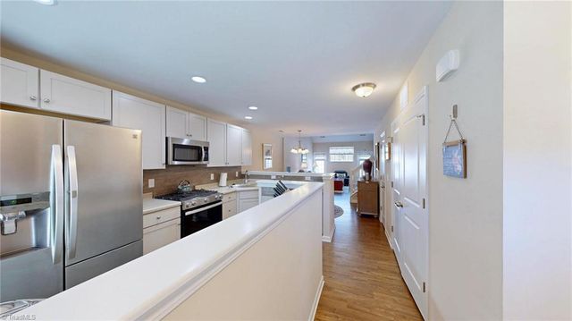 116 Covington Cove Court, Kernersville, NC 27284