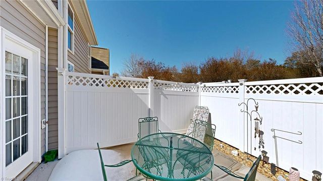 116 Covington Cove Court, Kernersville, NC 27284