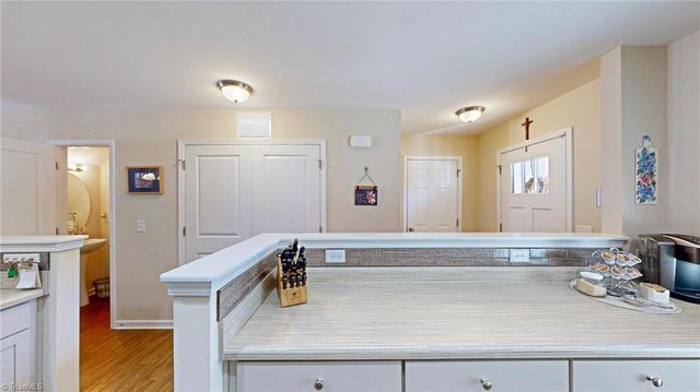 116 Covington Cove Court, Kernersville, NC 27284