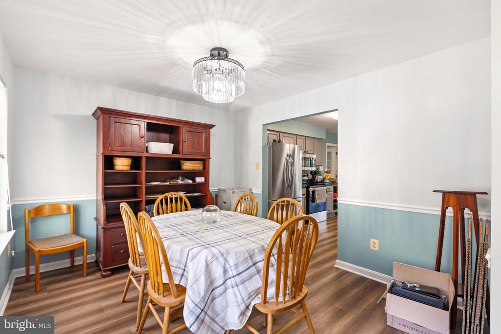 Image 11 of property listing at 6115 CANARY LN, St Leonard, MD 20685