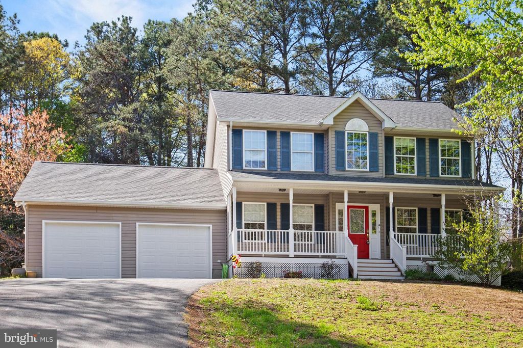 Image 3 of property listing at 6115 CANARY LN, St Leonard, MD 20685