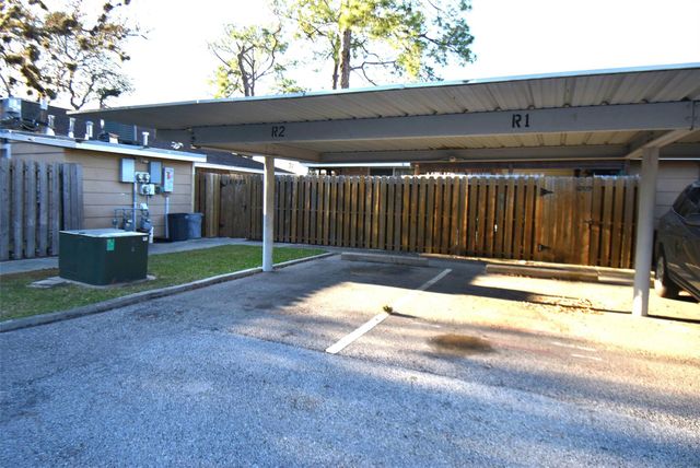 16587 El Camino Real, Houston, TX 77062