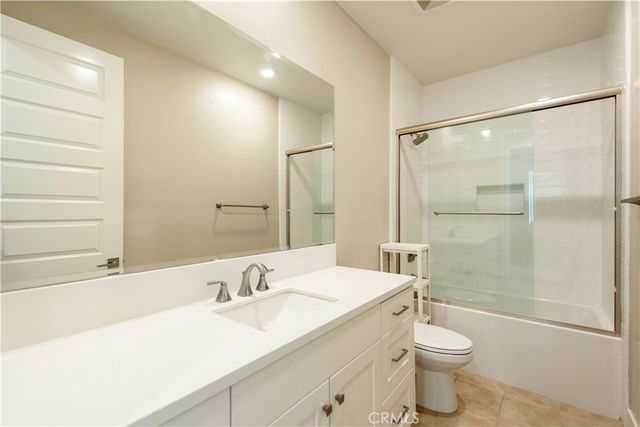 107 Pitch, Irvine, CA 92618