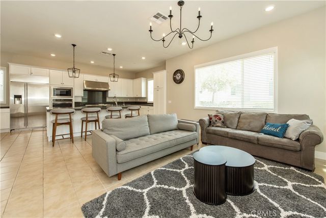 107 Pitch, Irvine, CA 92618