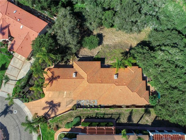 2 Paseo Ladera, Pismo Beach, CA 93449