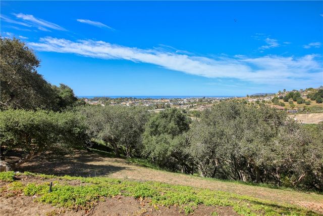 2 Paseo Ladera, Pismo Beach, CA 93449