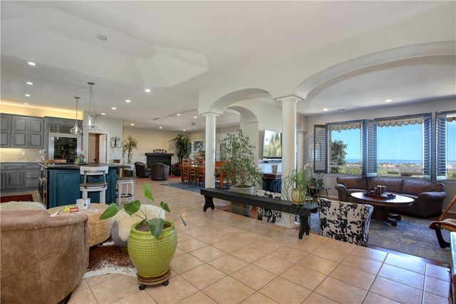 2 Paseo Ladera, Pismo Beach, CA 93449