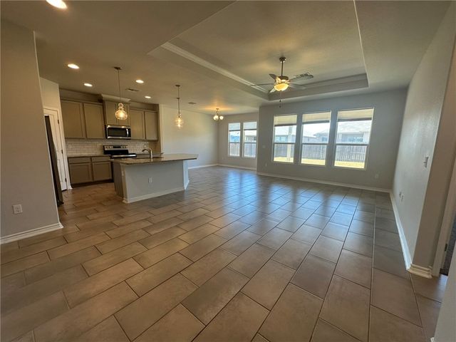 1030 Ocean Breeze, Portland, TX 78374