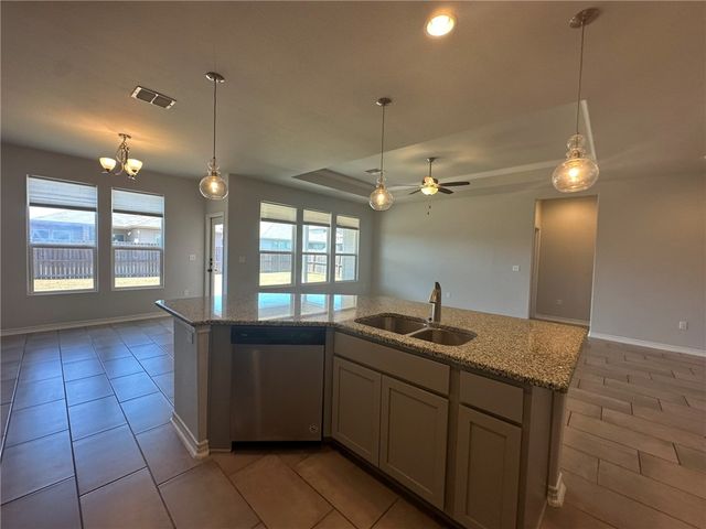 1030 Ocean Breeze, Portland, TX 78374
