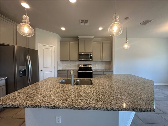 1030 Ocean Breeze, Portland, TX 78374