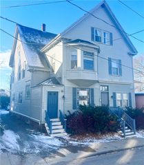 9 Sherman Street, Newport, RI 02840