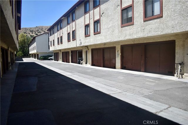18169 Sundowner 907, Canyon Country, CA 91387