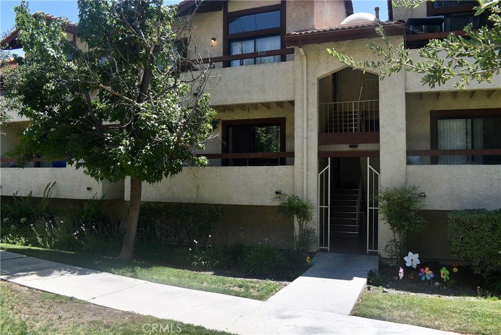 18169 Sundowner 907, Canyon Country, CA 91387