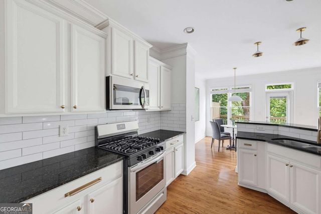 14 Oakhurst Common Drive, Decatur, GA 30030