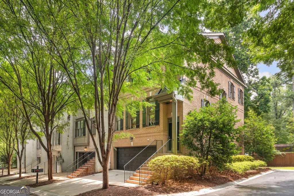 14 Oakhurst Common Drive, Decatur, GA 30030