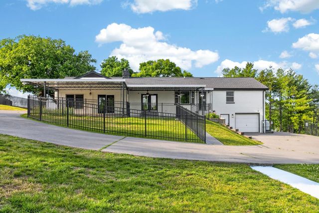 6300 Pettus Rd, Antioch, TN 37013
