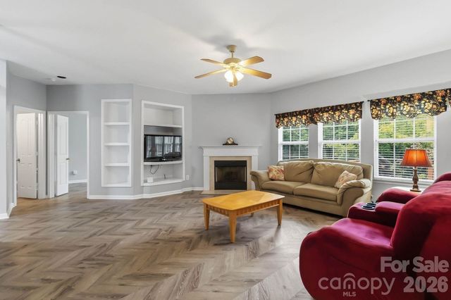 10606 Augustine Hill Lane, Charlotte, NC 28227