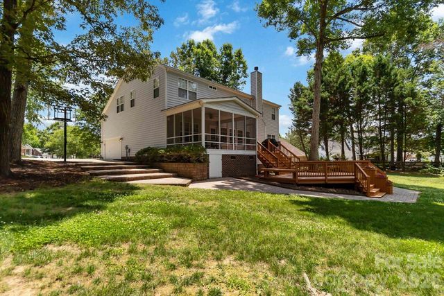 10606 Augustine Hill Lane, Charlotte, NC 28227