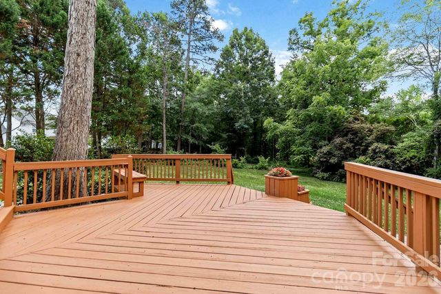 10606 Augustine Hill Lane, Charlotte, NC 28227