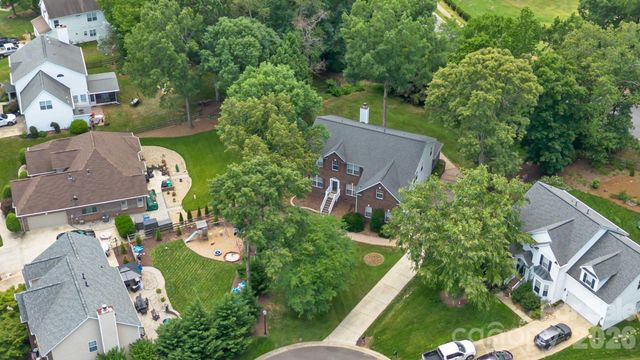 10606 Augustine Hill Lane, Charlotte, NC 28227