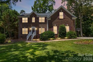 10606 Augustine Hill Lane, Charlotte, NC 28227