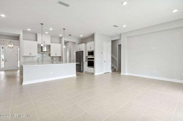 85321 SANDY RIDGE Loop, Yulee, FL 32097