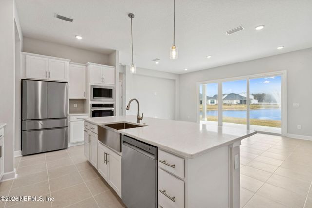 85321 SANDY RIDGE Loop, Yulee, FL 32097