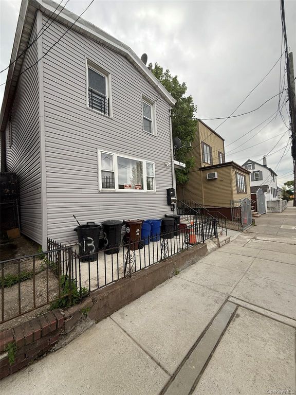 9113 77th St, Woodhaven, NY 11421 — photo 2
