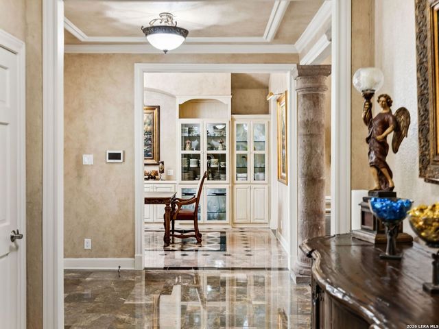 2 Galleria Drive, San Antonio, TX 78257