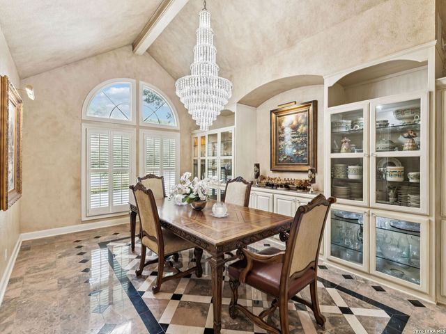 2 Galleria Drive, San Antonio, TX 78257
